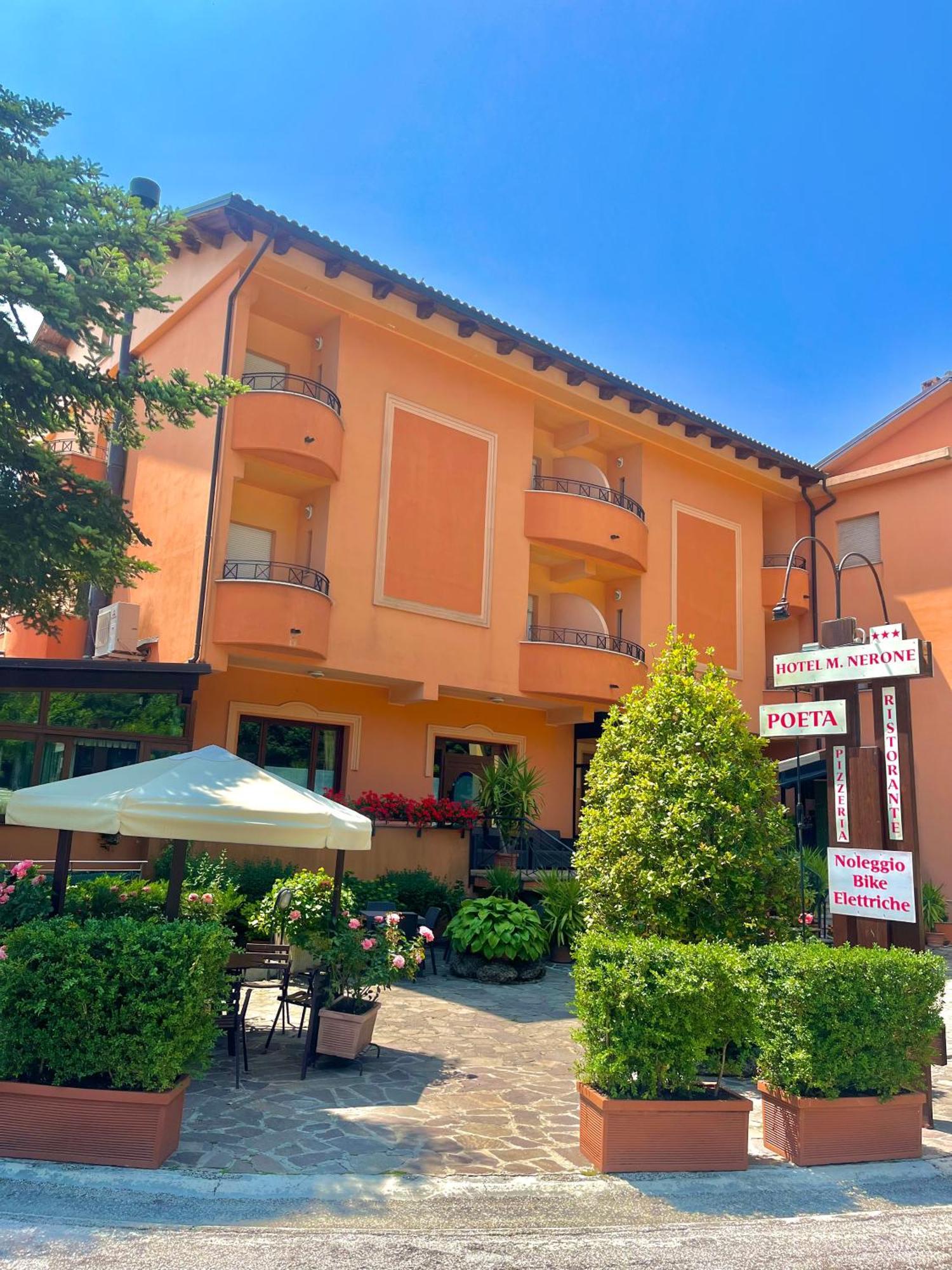 Hotel Ristorante Montenerone Apecchio Exteriér fotografie