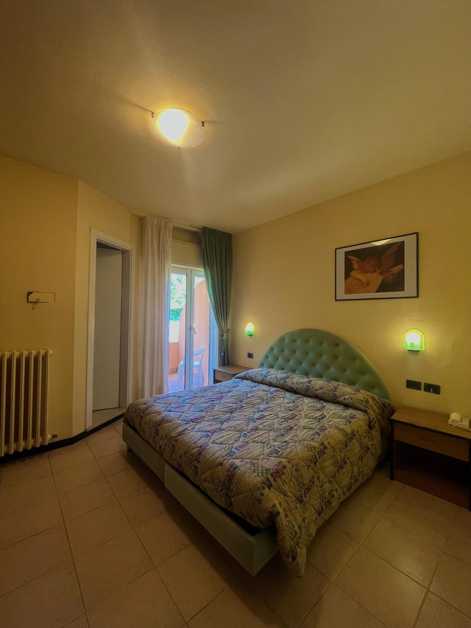 Hotel Ristorante Montenerone Apecchio Exteriér fotografie