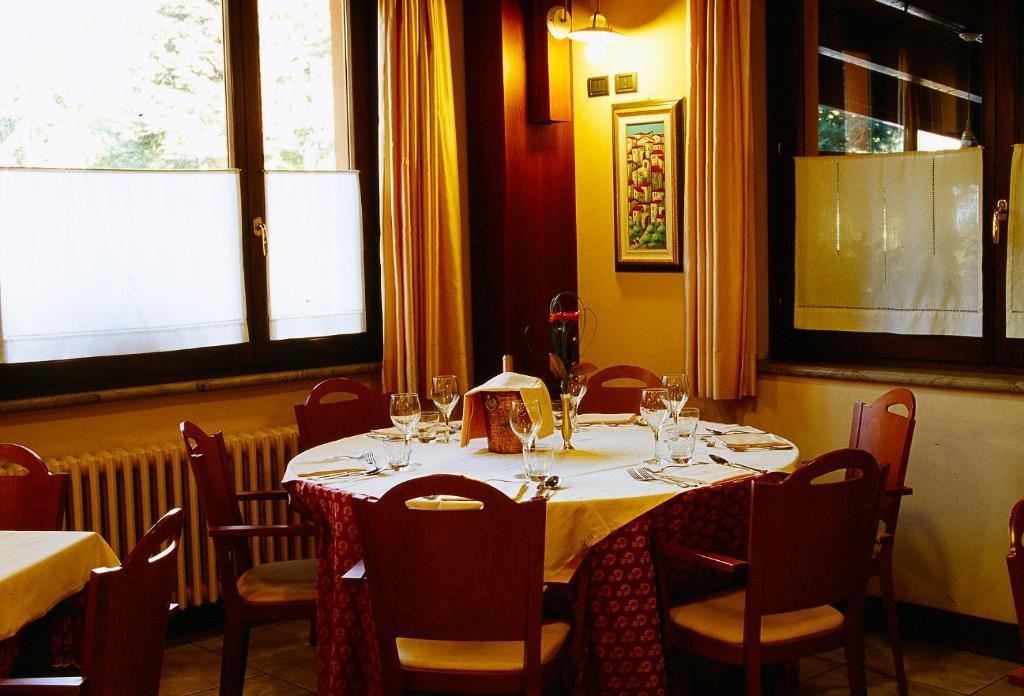 Hotel Ristorante Montenerone Apecchio Exteriér fotografie